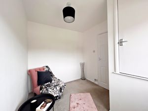 Bedroom- click for photo gallery